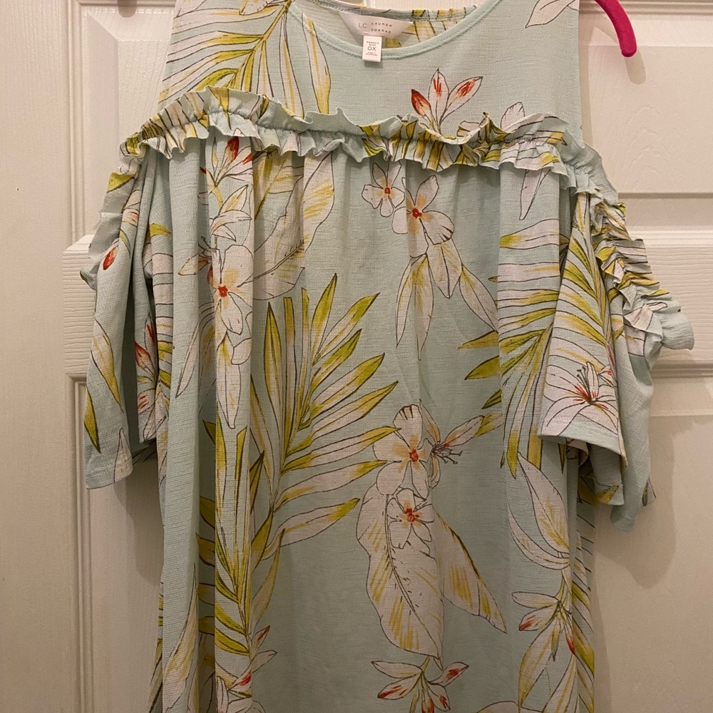 Lauren Conrad Floral Ruffle Sleeve Top Light Blue Plus Size OX